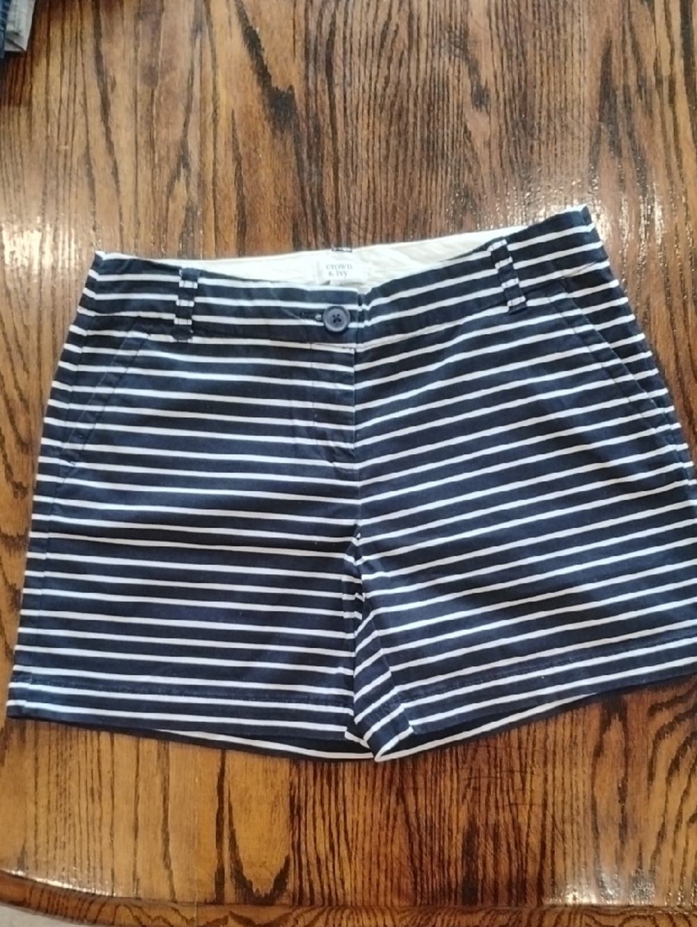 Crown & Ivy Navy Striped Shorts, Size 2